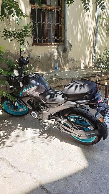 Yamaha — 1