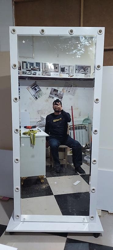 Картины и портреты: Зеркало Настенное, Прямоугольник, Для макияжа — 5