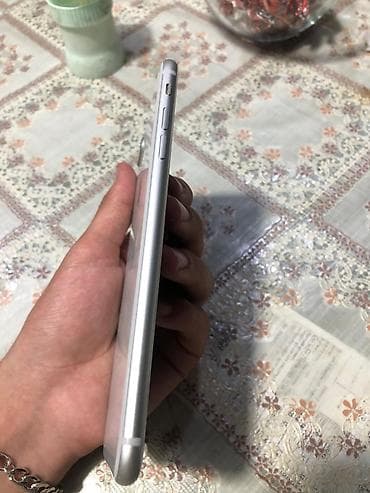 philips xenium 9@9s: IPhone 8 Plus, 256 GB, Ağ, Barmaq izi — 3