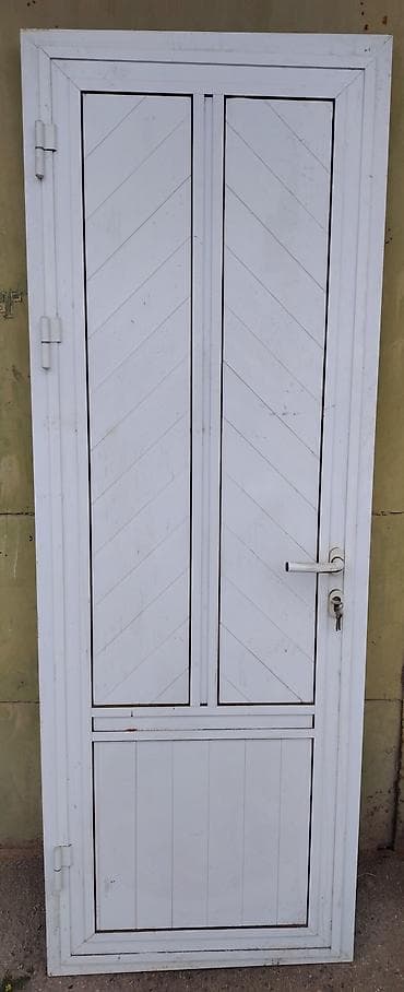 Aliminiim qapı – ağ rəng - Material: Aluminium/profil karkas, panel