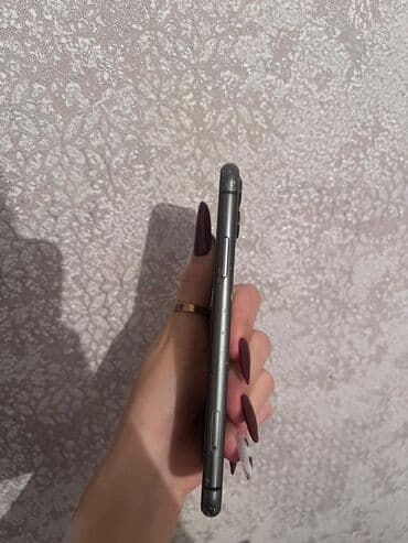 телефон fly era energy 2: IPhone 11, Черный, Face ID — 3