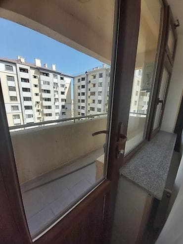 aşağda: Bakı, Aşağı Güzdək, 3 otaqlı, Köhnə tikili, 110 kv. m — 9