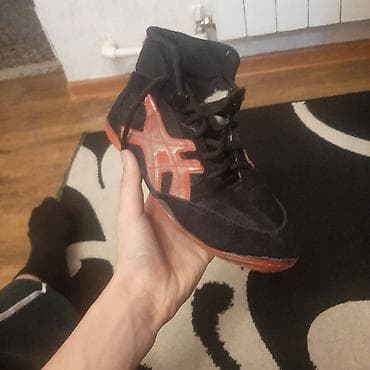 krasovka: Aşaqi yeri var! ASICS güləş/kikboks üçün idman ayaqqabısı - Rəng — 2