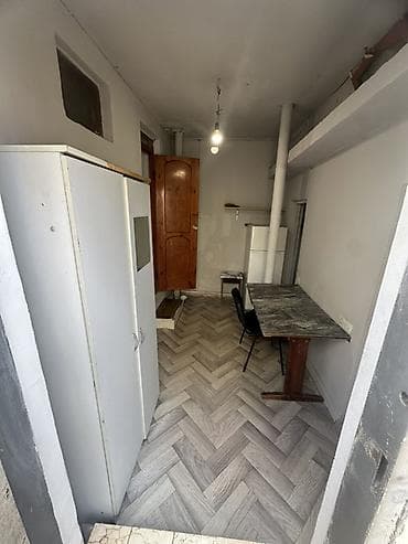 sulutepede kirayə evlər: Kirayə verilən mənzil – 2 otaqlı Təsvir: - Rahat və işıqlı mənzil — 8