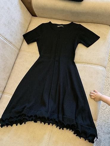 Qara rəngli qısaqol trikotaj paltar - Brend: Zara - Model: qısaqol — 1