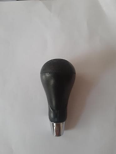 mersedes e: Mersedes E 210 kuzallarının sürət qutusunun başlıgıdır.Orğinalıdır — 2