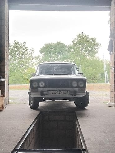 ford teker: VAZ 2106 sedan – klassik ağ rəngdə. Xarici xüsusiyyətlər: - Dördkünc — 4