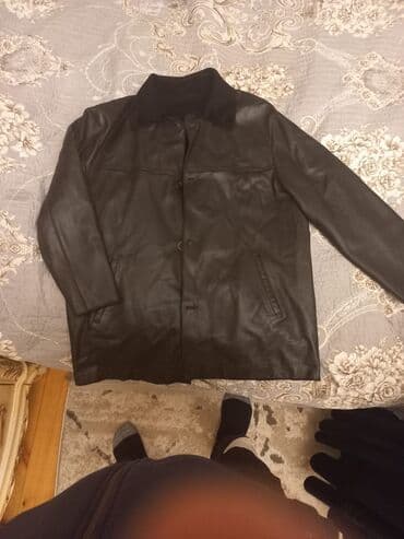 qalin qis donlari: - Ağ rəngli zərif ziyafət/gecə geyimi. Uzunqol, qapalı dairəvi yaxa — 3