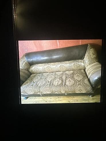 divan mobilya: Divan, Parça — 1