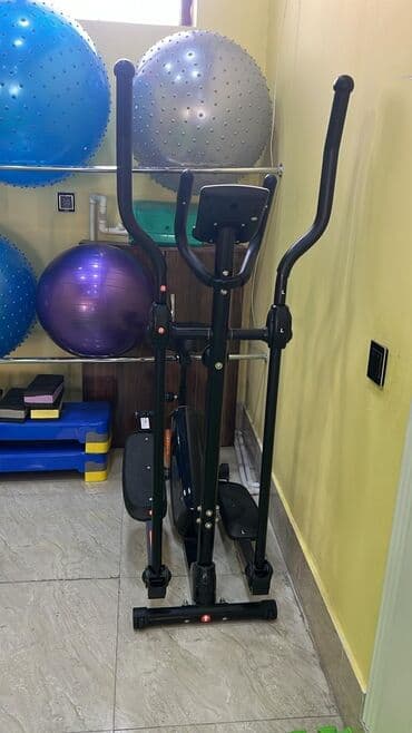 kişilər üçün flisli idman şalvarları: Elliptik velotrenajor – BodyFit.Ehtiyac olmadığı üçün satılır.600 az — 3