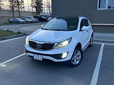 ucuz range rover: Kia Sportage AWD krossover Xüsusiyyətlər: - Tam ötürücülü (AWD) — 2