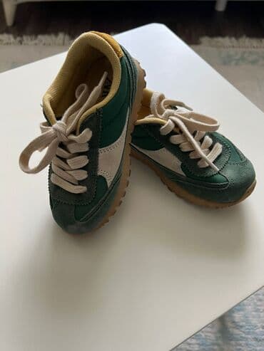 ad gunu hediyyeleri qizlar ucun: Basanojkalar, Uniseks, 25, Adidas — 6