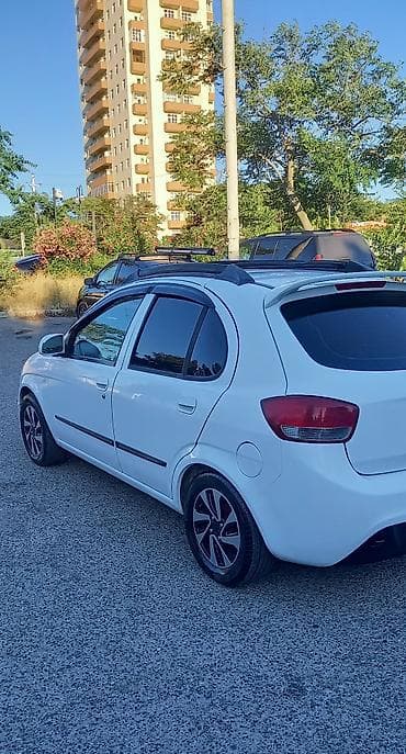 saipa saina kredit: Saipa Tiba: 1.5 l | 2014 il 280000 km Hetçbek — 9
