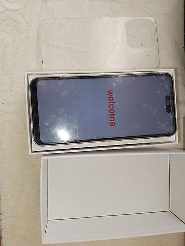 telefon htc: Məhsul: Smartfon (qutulu) Xüsusiyyətlər: - Rəng: gümüş/boz tonlarda — 5