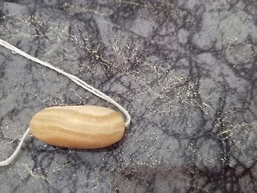 şexsi eşyalar: Təbii daş muncuq – ellips formalı, krem-qəhvəyi çalarlı, zolaqlı — 6