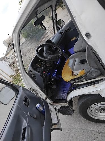 ford tranzit 2007: Toyota Hiace: 2.5 l | 1990 il Mikroavtobus — 10