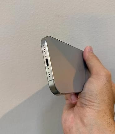 dubayski iphone 15 pro max: IPhone 15 Pro, 256 GB, Natural Titanium, Zəmanət, Kredit, Simsiz şarj — 6