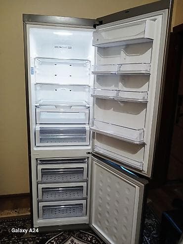 2 qapılı Samsung Soyuducu Satılır, rəng - Gümüşü