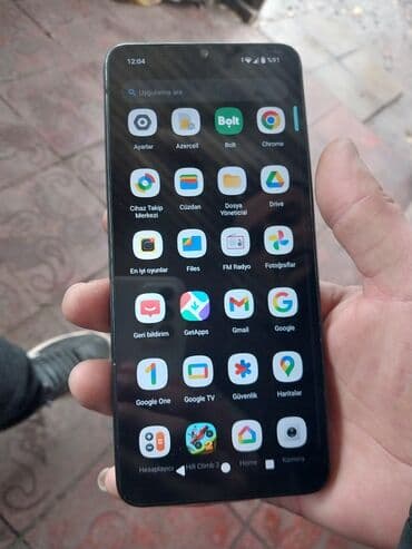 Автоэлектроника: Redmi smartfon Xüsusiyyətlər: - Arxa tərəfdə böyük dairəvi modul ilə — 2