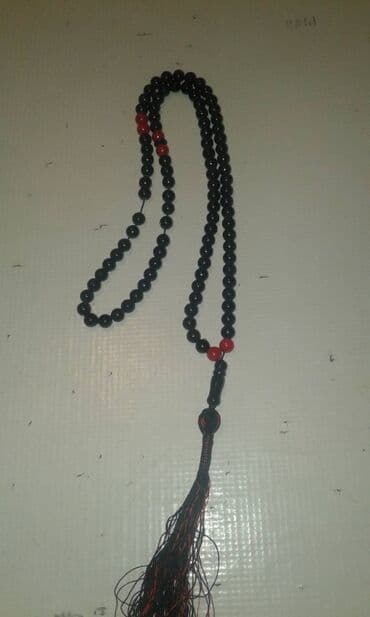 uzuk satışı: Təsbəhlər satılır. Biri 10 manat — 7