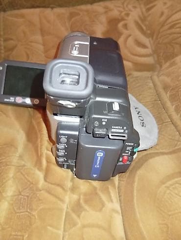 video kamera panasonic: Sony Handycam MiniDV videokamera - Model xətti: Sony Handycam (MiniDV — 3