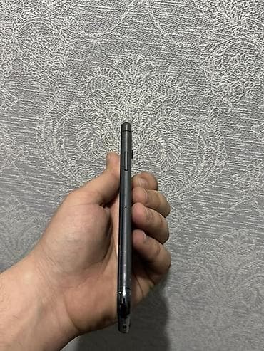 apple watch adapter: IPhone X, 64 GB, Qara, Face ID — 8