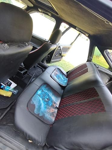 Opel Vectra: 1.6 l | 1992 il 666000 km Hetçbek