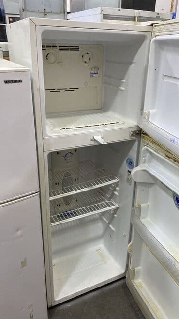 Kompüter, noutbuk və planşetlər: 2 qapılı LG Soyuducu Satılır, rəng - Ağ — 2