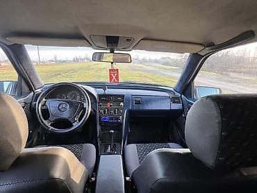 disk təkər satışı: Mercedes-Benz C-Class: 1.8 l | 1983 il Sedan — 10