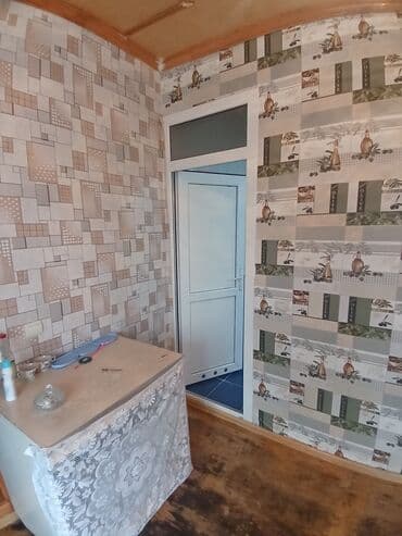 продажа и аренда домов: 1 mərtəbəli həyət evi - Həyətyanı sahəsi olan ayrıca tikili; dam — 5