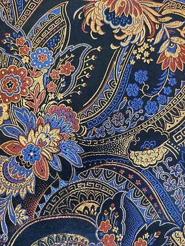 Parçalar: Müxtəlif ölçülü ipək üzlər və ipəklər — 2