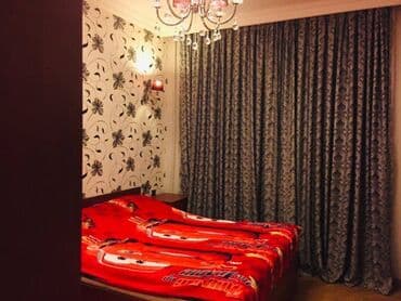 gunluk evler ucuz: Nəsimi rayonu,Tibb universiteti yaxınlığında,3 otaqlı,tam — 4