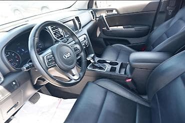 satisda olan traktorlar: Kia Sportage: 1.7 l | 2017 il Krossover — 7