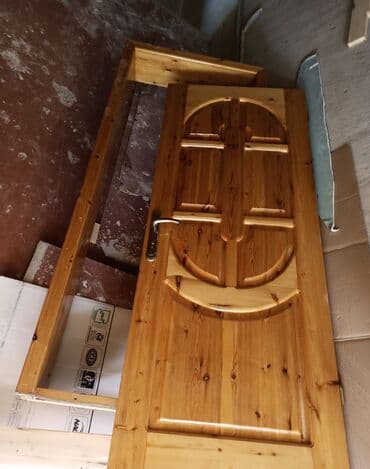 obşifka taxta: Taxta daxili qapı, evinizə təbii və estetik bir görünüş verir. Qapı — 3