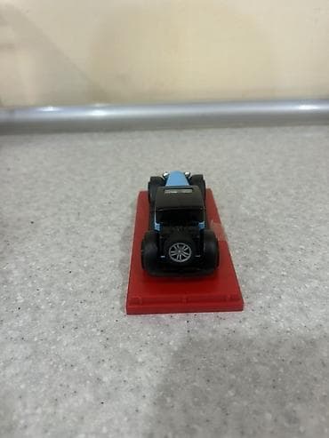 şaxta baba torbası: Kolleksiya üçün miniatür klassik avtomobil modeli - Tip: Retro — 4