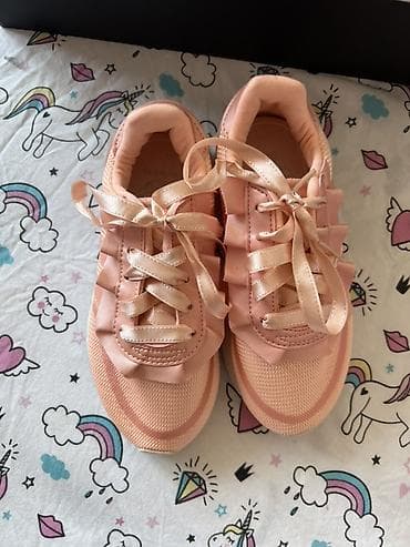 krosofka: Rəng - Çəhrayı Krossovkalar, Adidas, Ölçü: 31, Qız üçün — 2