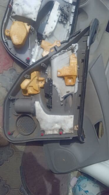 Panellər, şitlər: Honda INSIGHT, 2011 il, İşlənmiş — 4