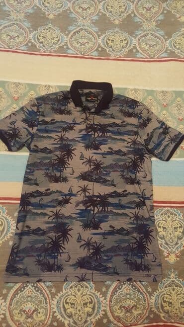 зеленые мужские спортивные костюмы: Футболки — 2