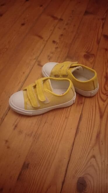 детская желтая одежда: Sari reng keta 25 razmer
 5 azn — 3