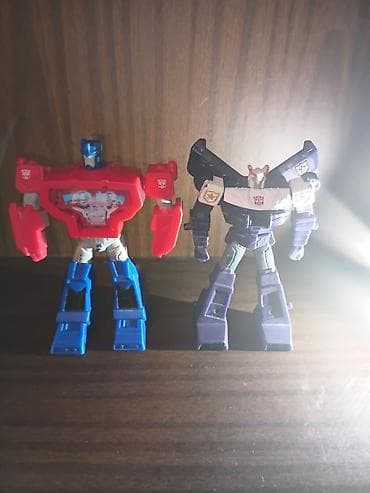 mini motorsiklet: 2si 5 manat tektek 1i 3manat Məhsul: Transformers mini fiqur dəsti (2 — 2