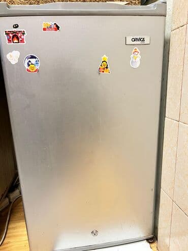 Qabyuyan maşınlar: İşlənmiş Mini Orvica Soyuducu Satılır, rəng - Gümüşü, Dolab içi — 1