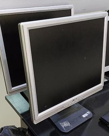 Monitor 17
islenmis monitorlardi.
Power vga kabeli veriləcək