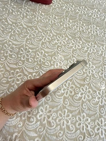 iphone original adapter: IPhone 15 Pro Max, Gümüşü — 4