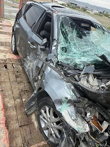 chevrolet volt satilir: Hyundai i30 sokulur 1.6 avtamat benzin kime neyi lazim osa elaqe — 8