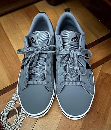 FAW: Trendyoldan 90 manata alınıb,2/3 defe geyinilib.40,5 razmerdi — 1