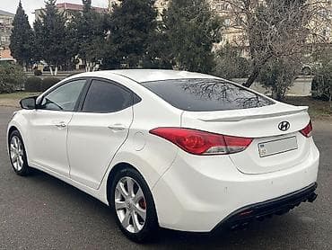 qalmaq şərtilə maşın: Hyundai Elantra: 1.8 l | 2013 il Sedan — 5