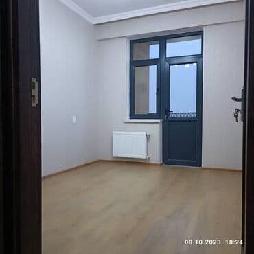 yeni guneslide 4 otaqlı evler: Kürdəxanı qəs., 4 otaqlı, Yeni tikili, 82 kv. m — 4