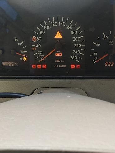 bmw e60 qiyməti: Mercedes-Benz 230: 2.3 l | 1999 il Sedan — 7