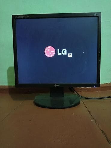 komputer ehtiyat hisseleri: LG Flatron L1753S – 17” LCD monitor - Model: L1753S (etiketdə — 1