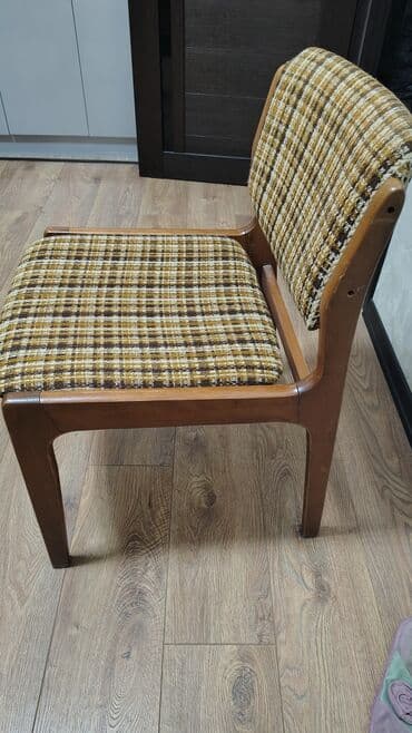 demir taxt: Kreslo, Parça — 1